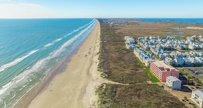 Beachfront Boutique Resort | Cozy Beach Bungalow | Casa Condo 410