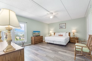 3 bedrooms, WiFi, bed sheets - Beachfront Boutique Resort | Seaside Escape| Casa Condo 510 (Port Aransas)