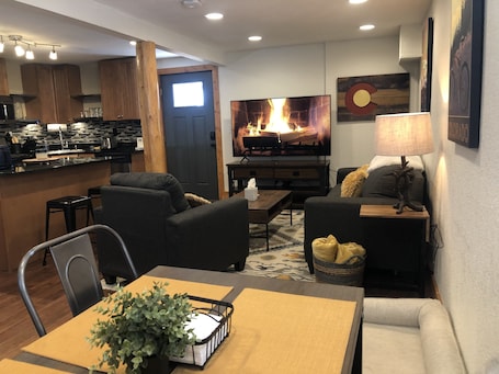内装. Little Woodys Hideaway-pet friendly 1Brm, sofa slpr - #329662