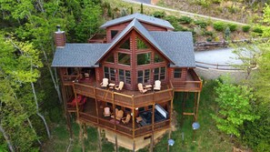 Exterior - Mountain Dream Hideaway | Stylish Cabin w/ Mountain Views, Hot Tub & Game Room (Blue Ridge)