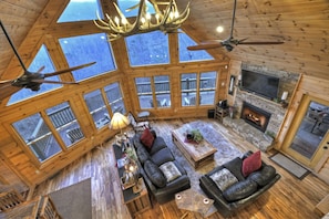 Smart TV, fireplace, computer monitors