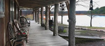 Texas Bunkhouse at Bluegill Lake Cabins