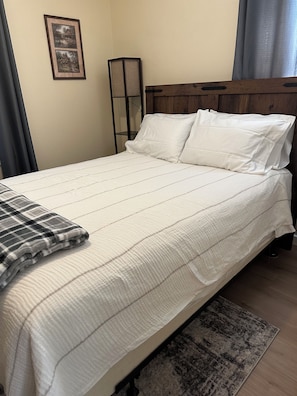 1 bedroom, iron/ironing board, free WiFi, bed sheets