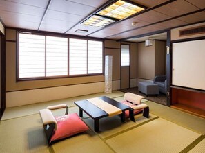 Room - Aiken to Sugosu Honkaku Ryokan Gekka (Awara)