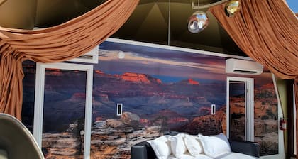 Clear Sky Resorts - Grand Canyon - Unique Sky Domes