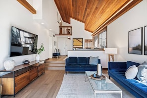 Smart TV, fireplace, offices