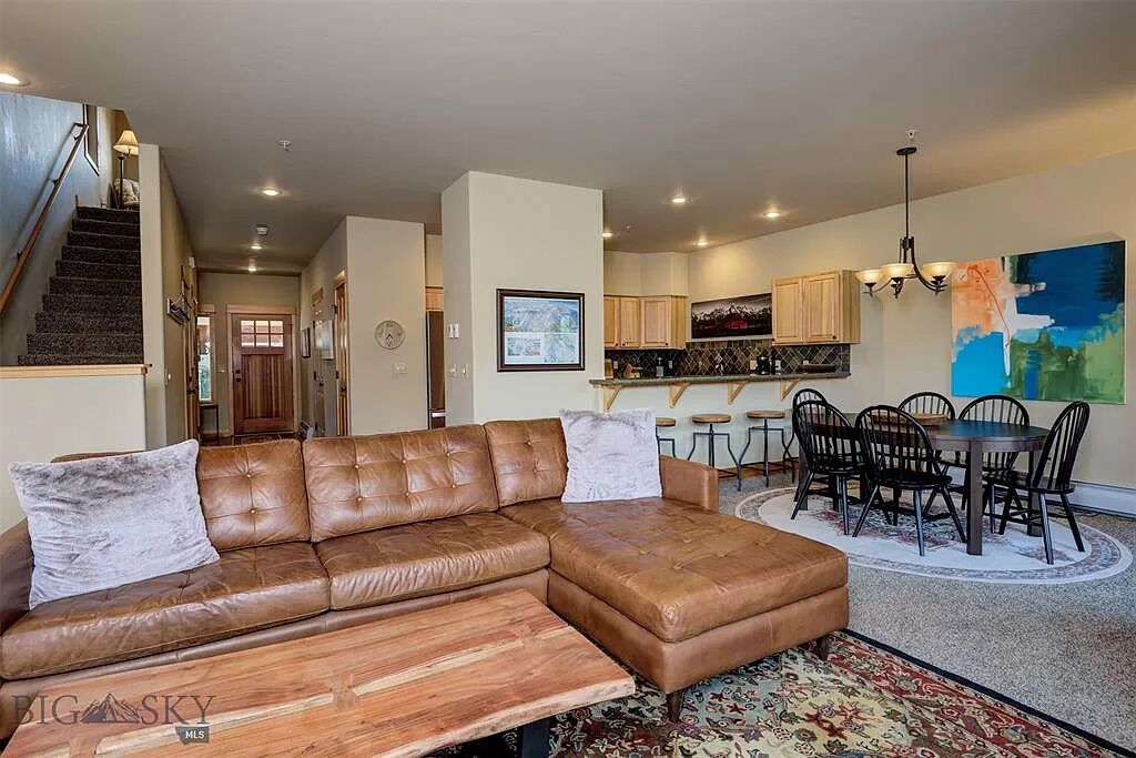 Cozy Big Sky Condo near Town Center 