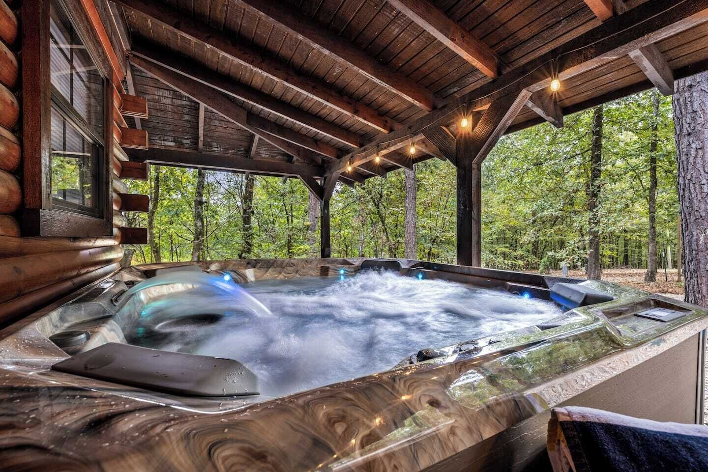 Outdoor spa tub