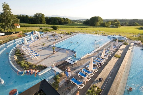 Neubau - Freundliche FeWo Bergblick