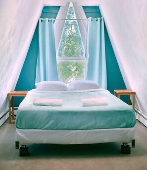 5 slaapkamers, een strijkplank/strijkijzer, wifi, beddengoed