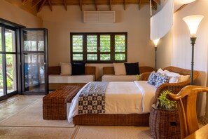 5 bedrooms, in-room safe, desk, iron/ironing board