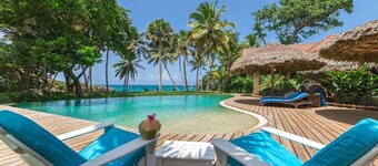 Villa Wind Song - Luxurious Ocean Front Family Villa with private pool