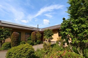 Exterior - Junikan Shinkan (Saku)