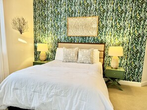 3 bedrooms, desk, iron/ironing board, free WiFi