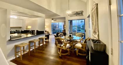 Location, Hidden Gem, Fishing, Paradise, Sunsets, Relax on the Bay 1274 sq ft