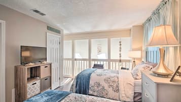 3 bedrooms, iron/ironing board, internet, bed sheets