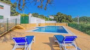 Pool - El Villar Rute by Ruralidays (Córdoba)