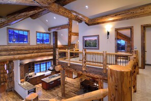 Interior - Red Feather Ranch / Luxury 6 Ac. Estate Only Minutes to Town! Hot Tub/BIG Views (Crested Butte)