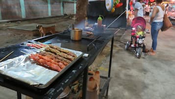 Ulkoruokailutilat