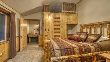 5 bedrooms, iron/ironing board, travel crib, free WiFi