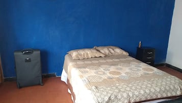 3 bedrooms, iron/ironing board, WiFi, wheelchair access