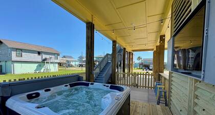 The Sea Glass Retreat - Surfside Beach Texas