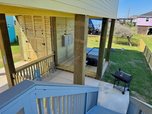 The Sea Glass Retreat - Surfside Beach Texas