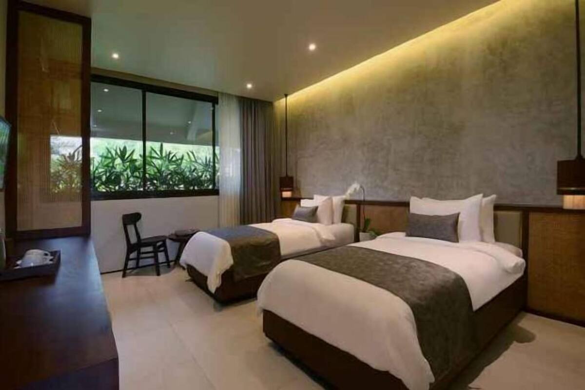 1 dormitorio, caja fuerte, escritorio