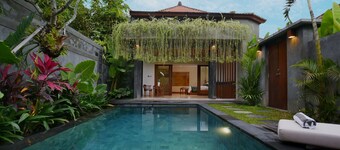 JAPA Suites & Villas