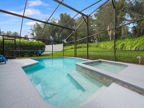 A heated pool - PROMO 5BR Villa with Pool/Spa, Near Disney - by Blue Sky Villas (Kissimmee)