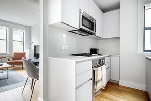 Fridge, microwave, oven, stovetop - Ample Allston 2BR w/ W/D in basement (Boston)