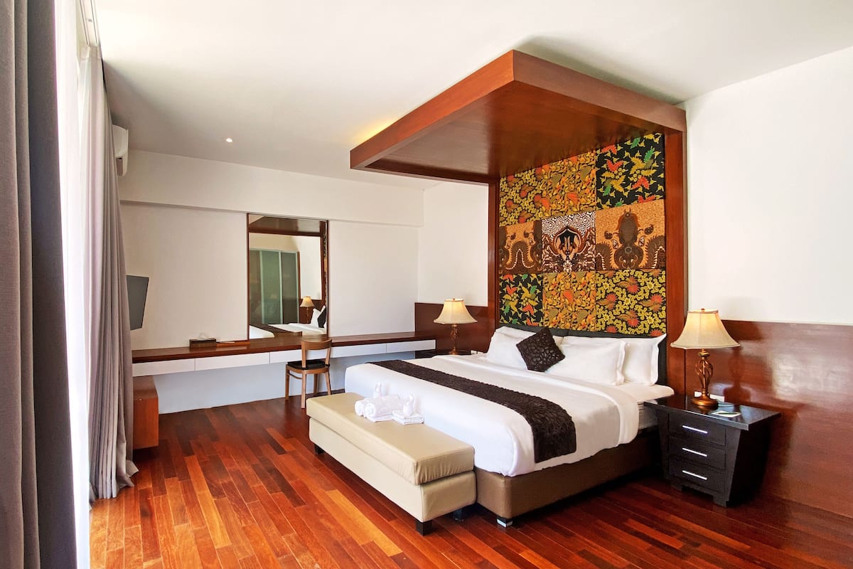 4 bedrooms, in-room safe, rollaway beds, free WiFi