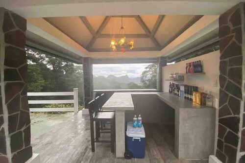 Luxury Mountain House with pool & cinema