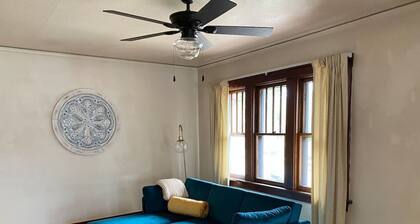 2 BDRM - Sleeps up to 6