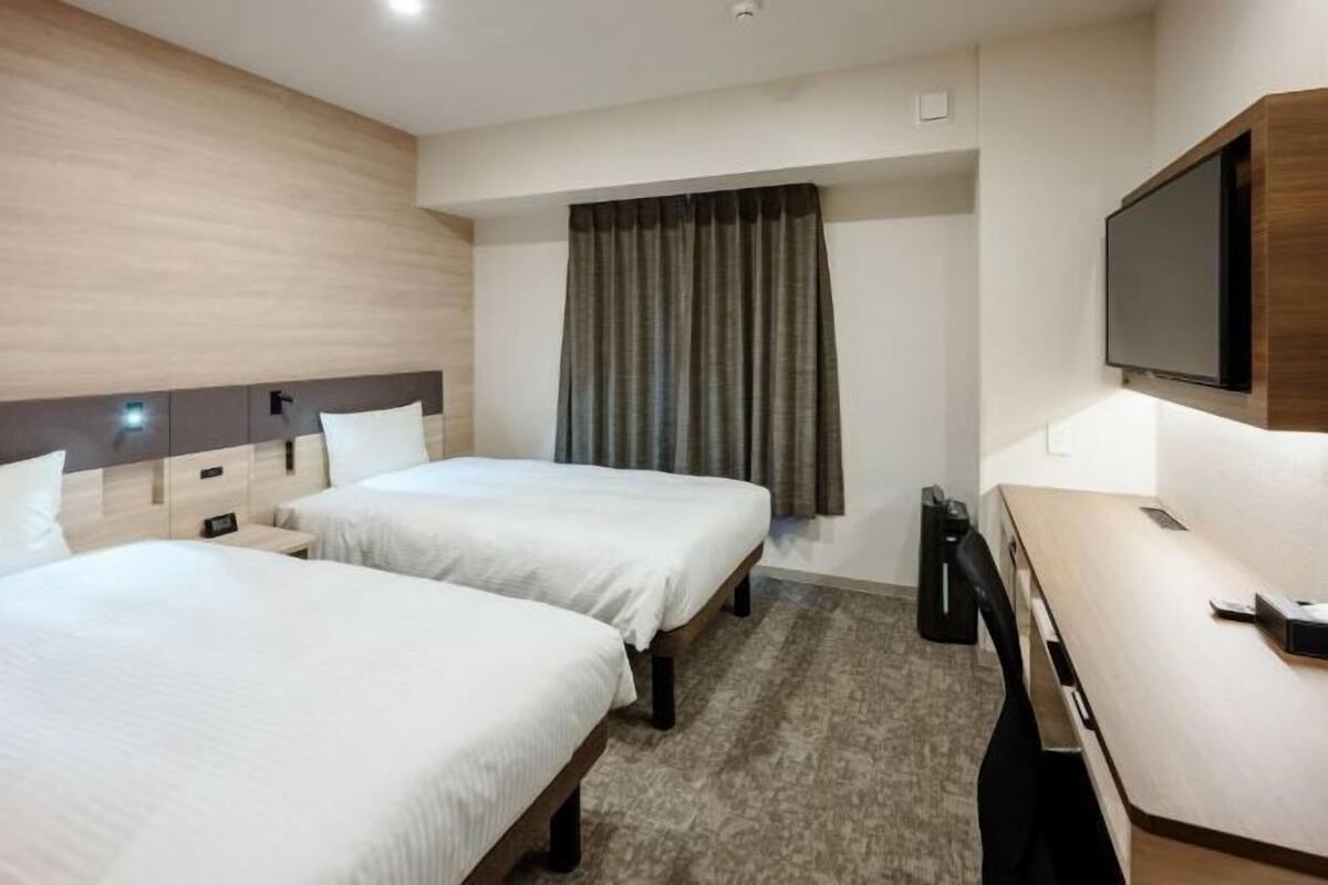 Desk, blackout curtains, iron/ironing board, free WiFi