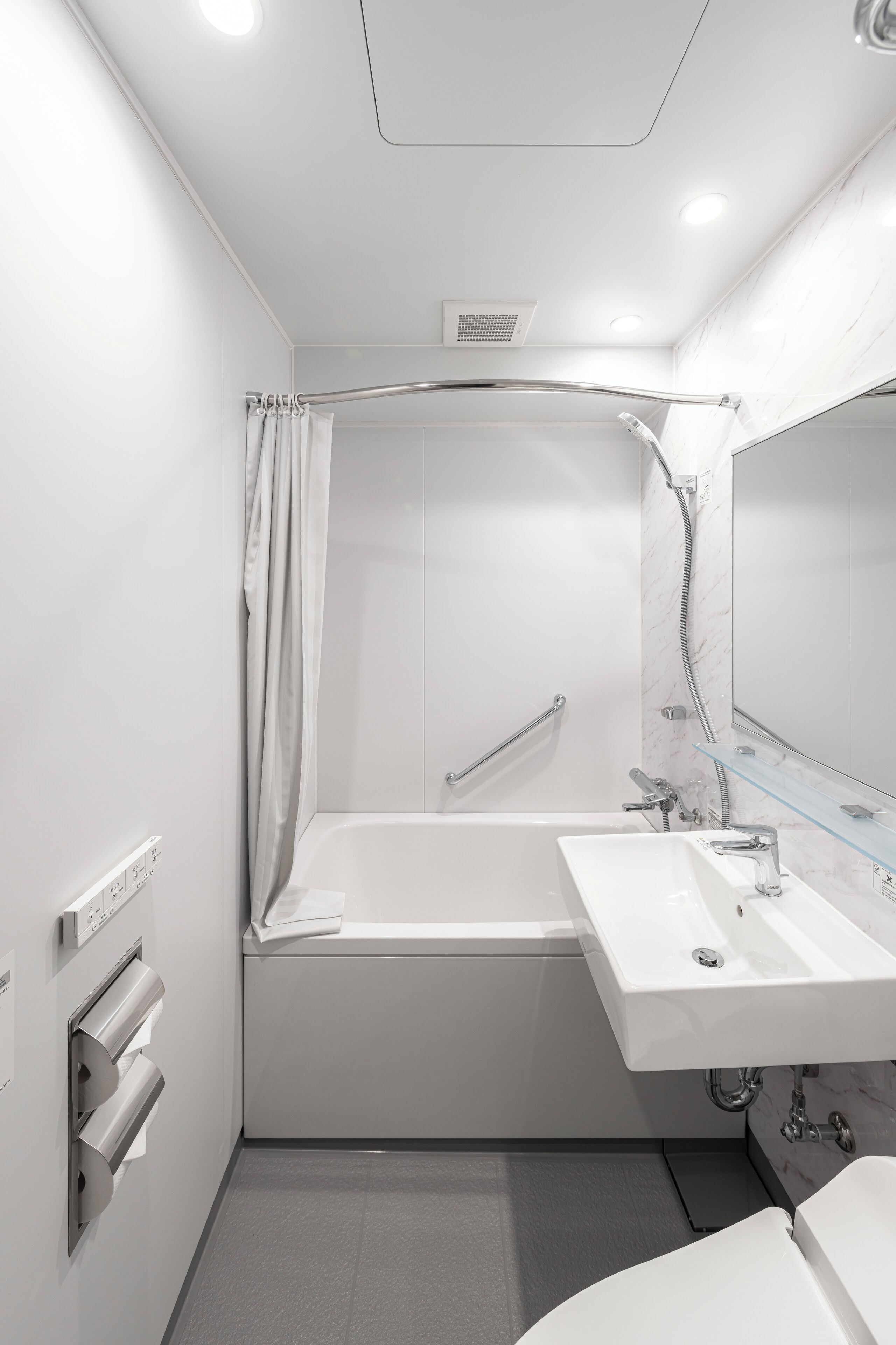 1 bedroom, down duvets, in-room safe, soundproofing