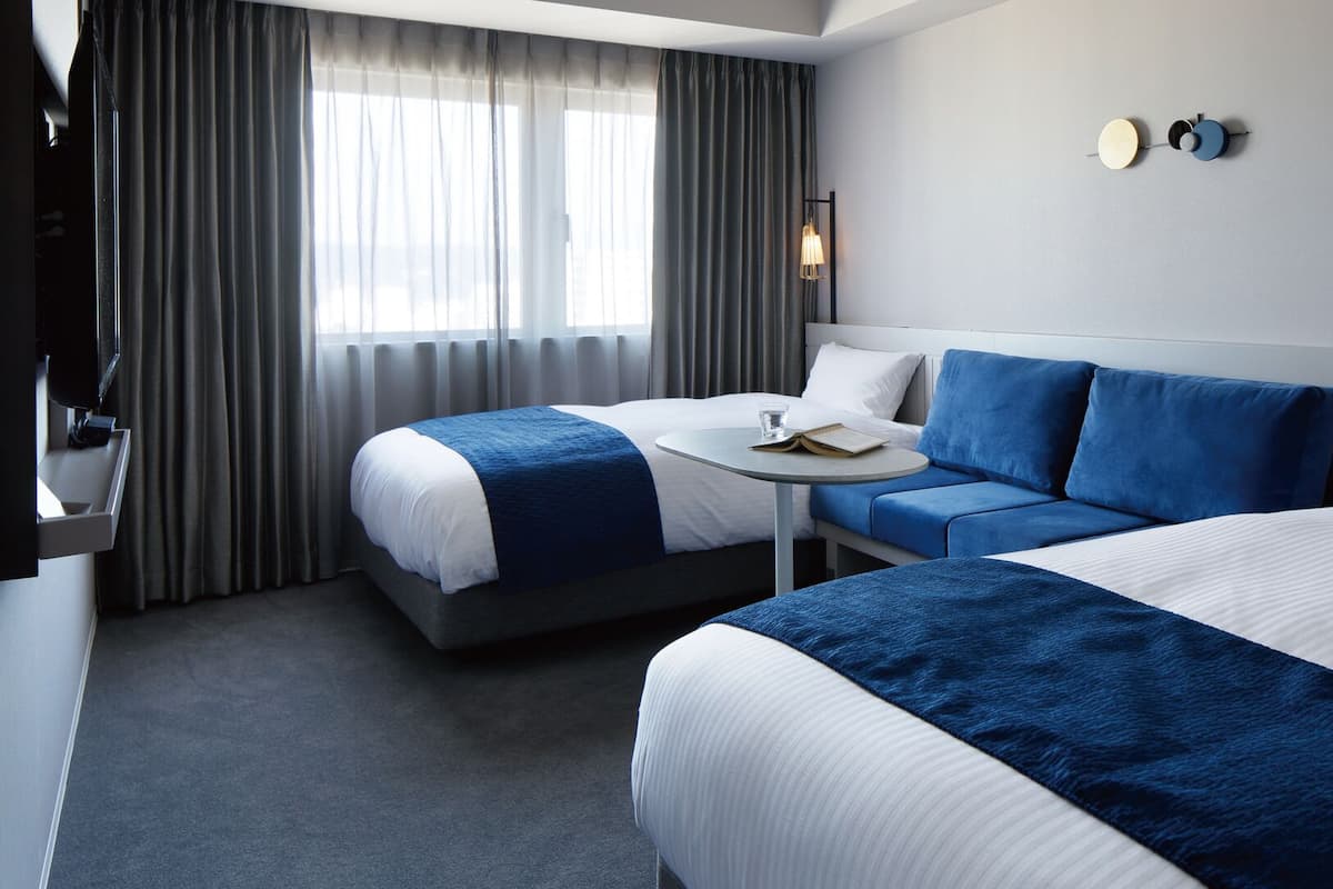 Down duvets, in-room safe, soundproofing, free WiFi