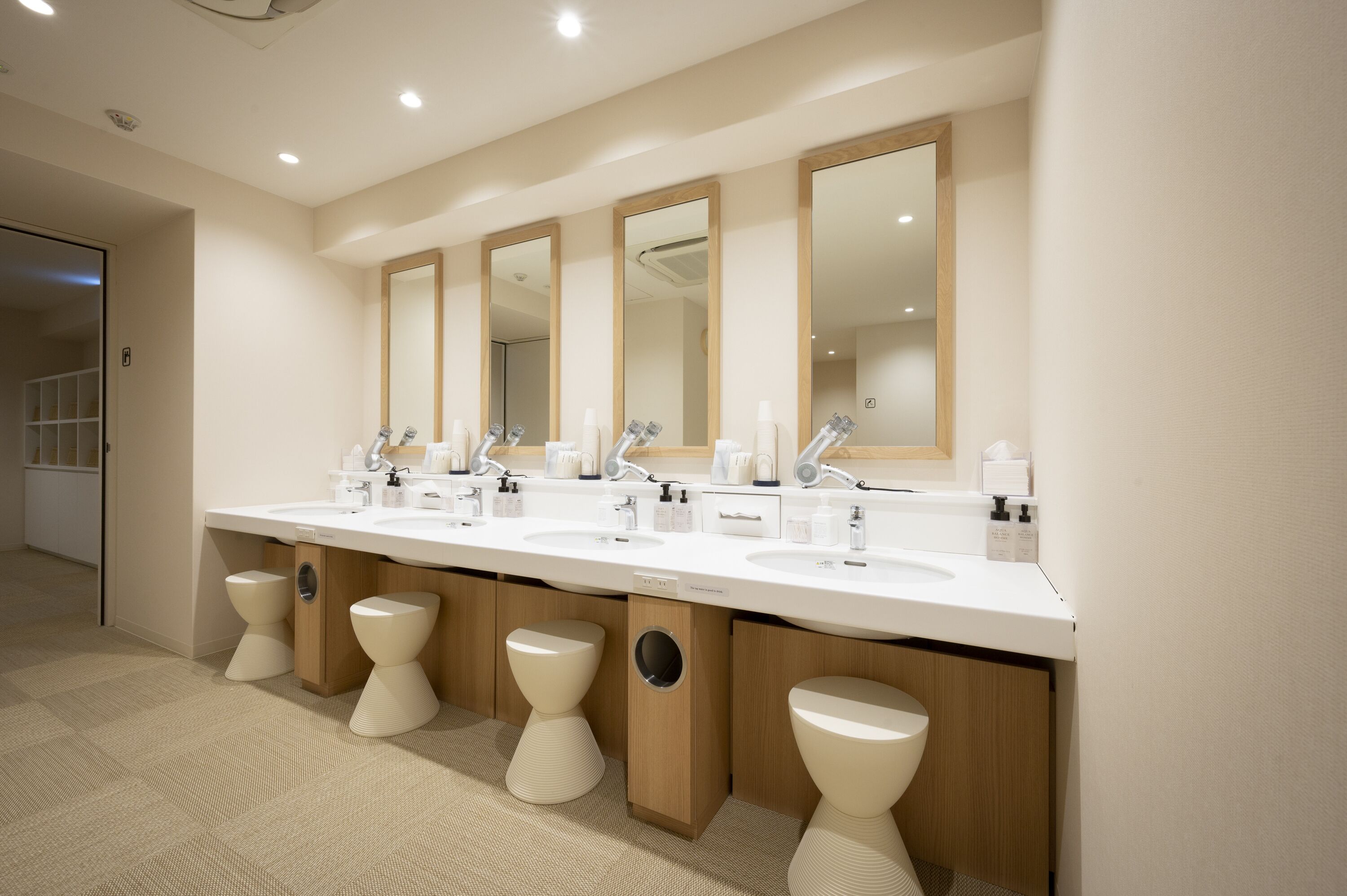 shower, free toiletries, hair dryer, bathrobes