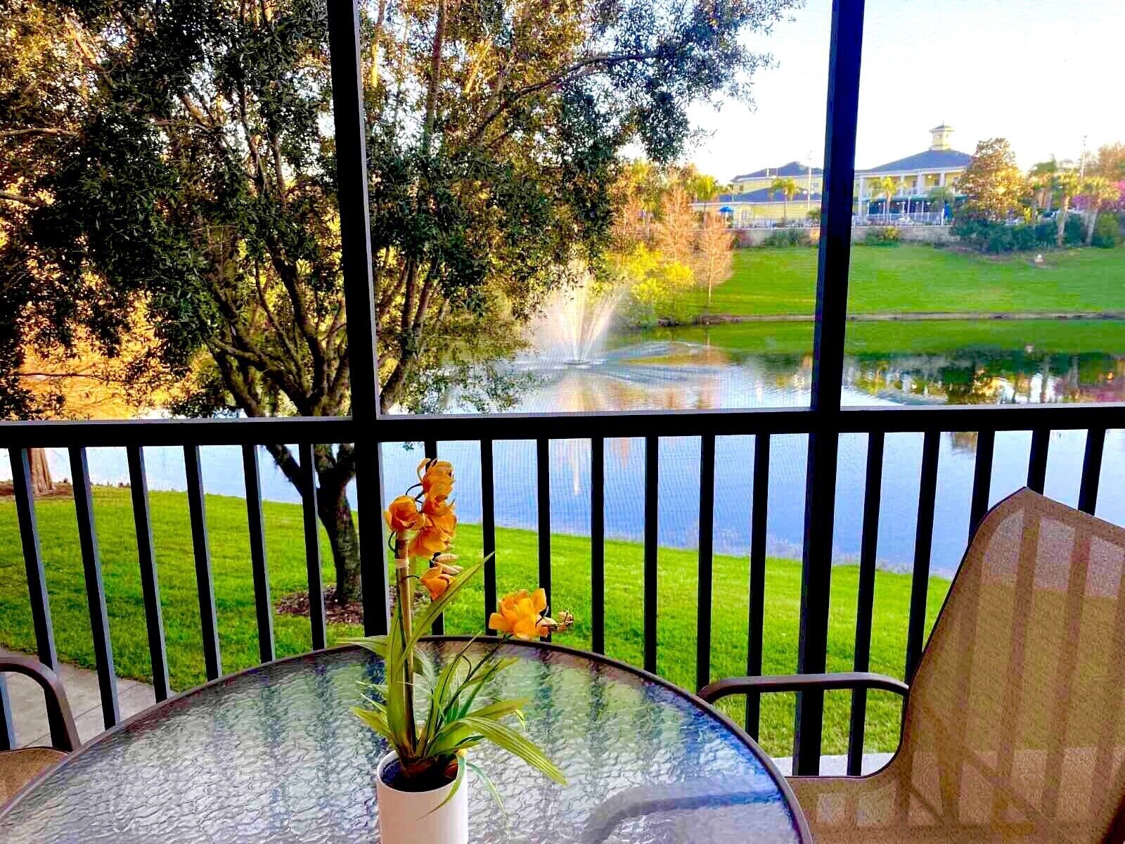 New Listing -PROMOTIONAL PRICE /Lake view condo near all attractions !