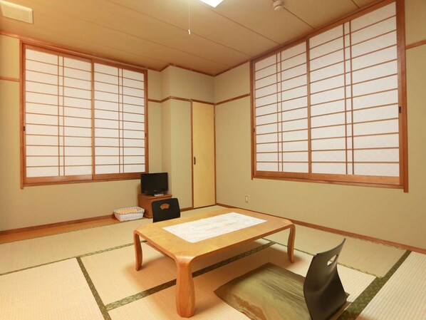 Room - Kokoro Yasuragu Yado Ryokan New Marushin (Tokushima)