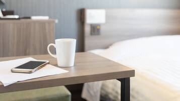 Standard Room, Non Smoking | Desk, blackout drapes, soundproofing, iron/ironing board