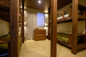 Superior appartement, niet-roken (Ni) | 3 slaapkamers, een strijkplank/strijkijzer, gratis wifi, beddengoed