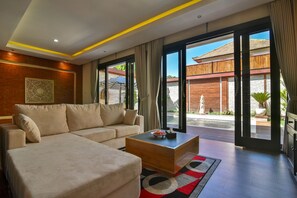 Fernseher, Bücher, Musikbibliothek, Videothek