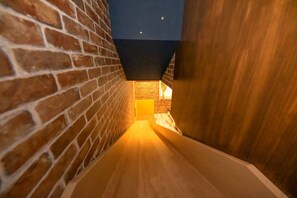 Design House, Non Smoking | Iron/ironing board, free WiFi, bed sheets - Holy House (Tokyo)