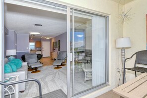 Interior - Condo# 404 Beautiful Gulf View on Siesta Key (Sarasota)