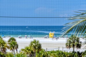 Beach nearby - Condo# 404 Beautiful Gulf View on Siesta Key (Sarasota)