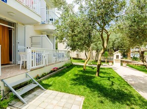 Studio (Standard Studio with Terrace) | Exterior