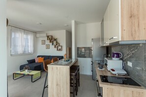 Luxury Double Room | Private kitchen