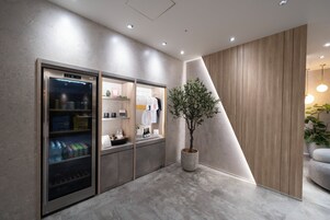 Lobi dinlenme salonu