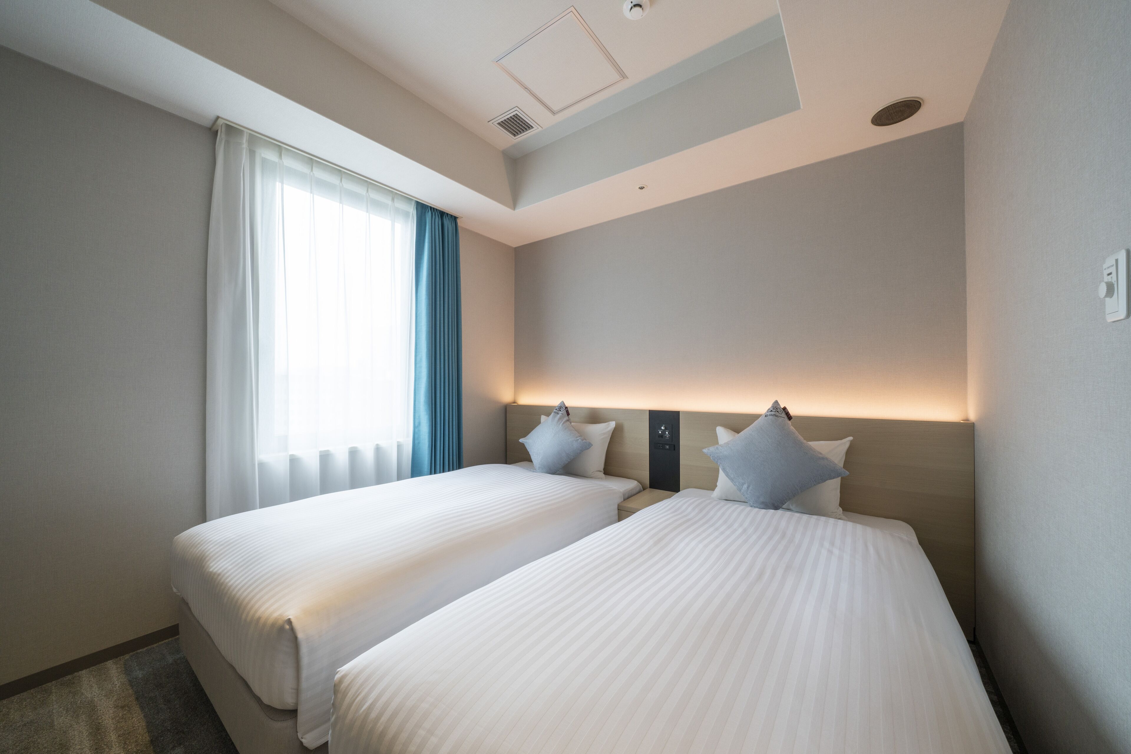 premium bedding, down duvets, in-room safe, free wifi